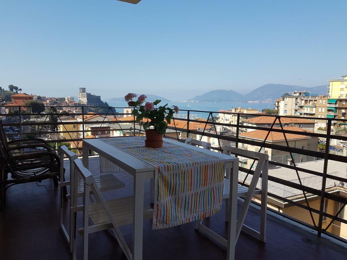 Il Terrazzo Sul Castello Apartment Lerici Exterior photo
